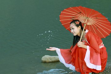 案值超4000万！广东海警局查扣涉嫌走私香烟约22万条